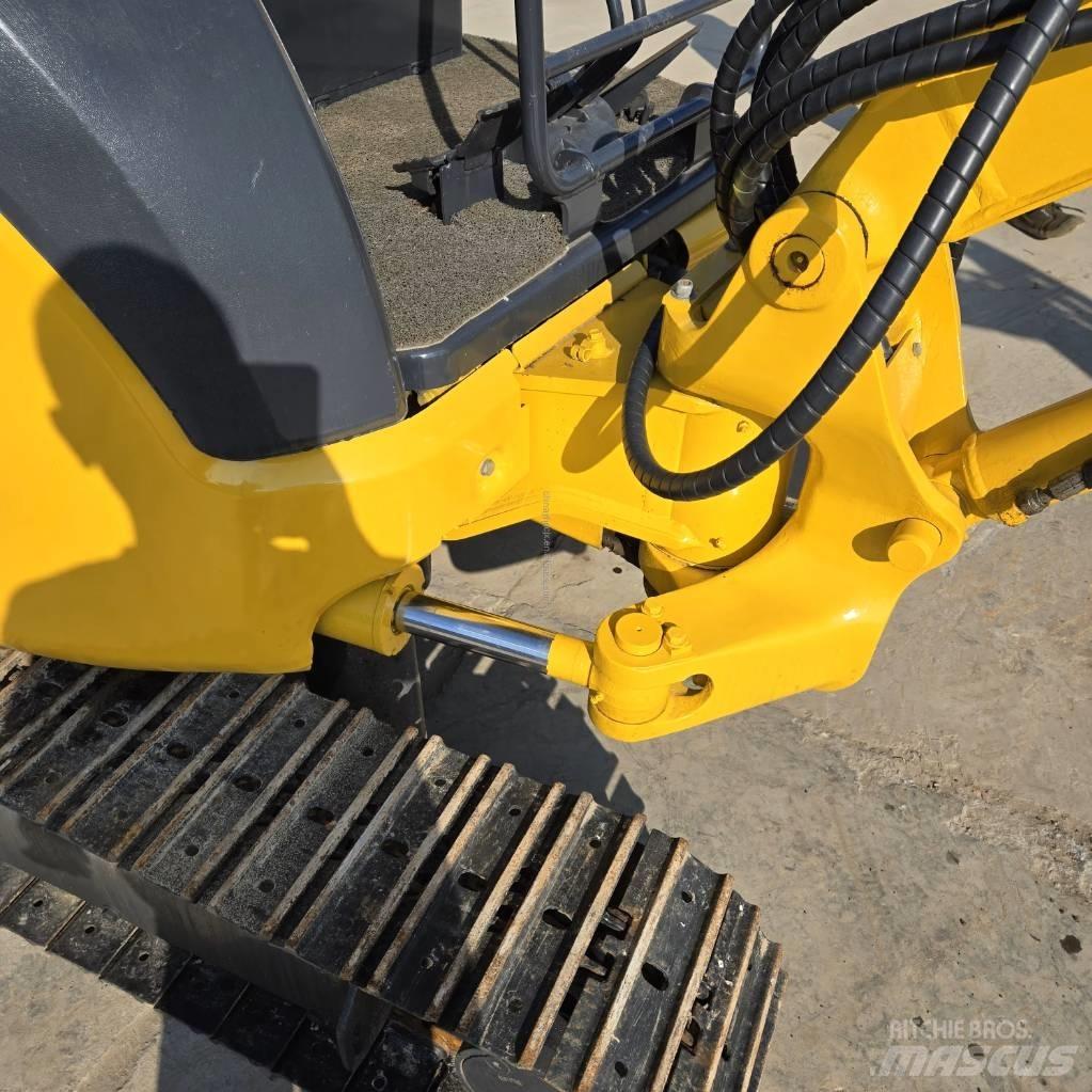 Komatsu PC 35 Mini pelle < 7t