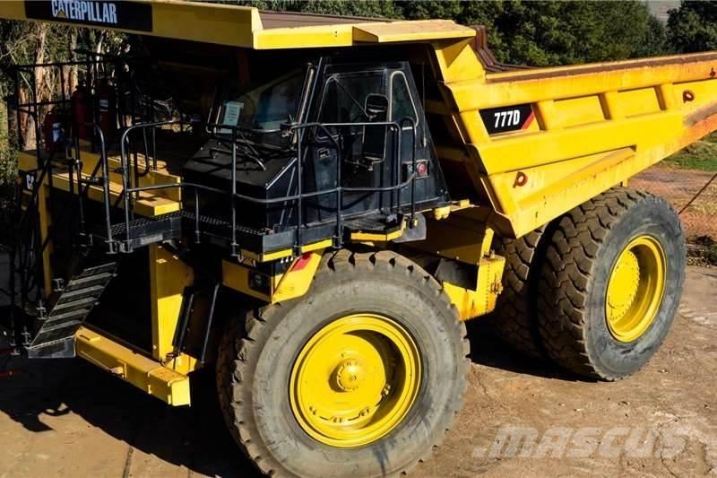 CAT 777D Autre camion