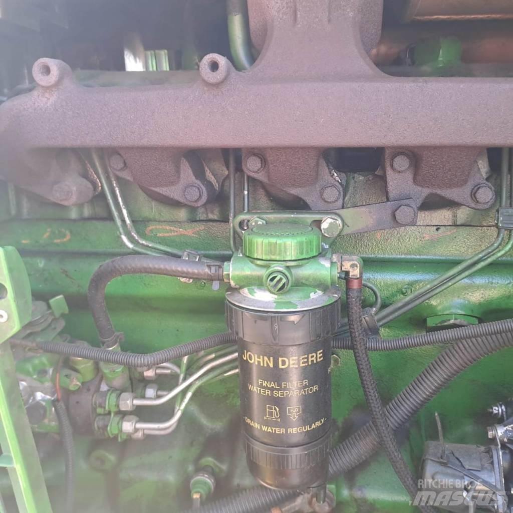 John Deere 6900 Tracteur