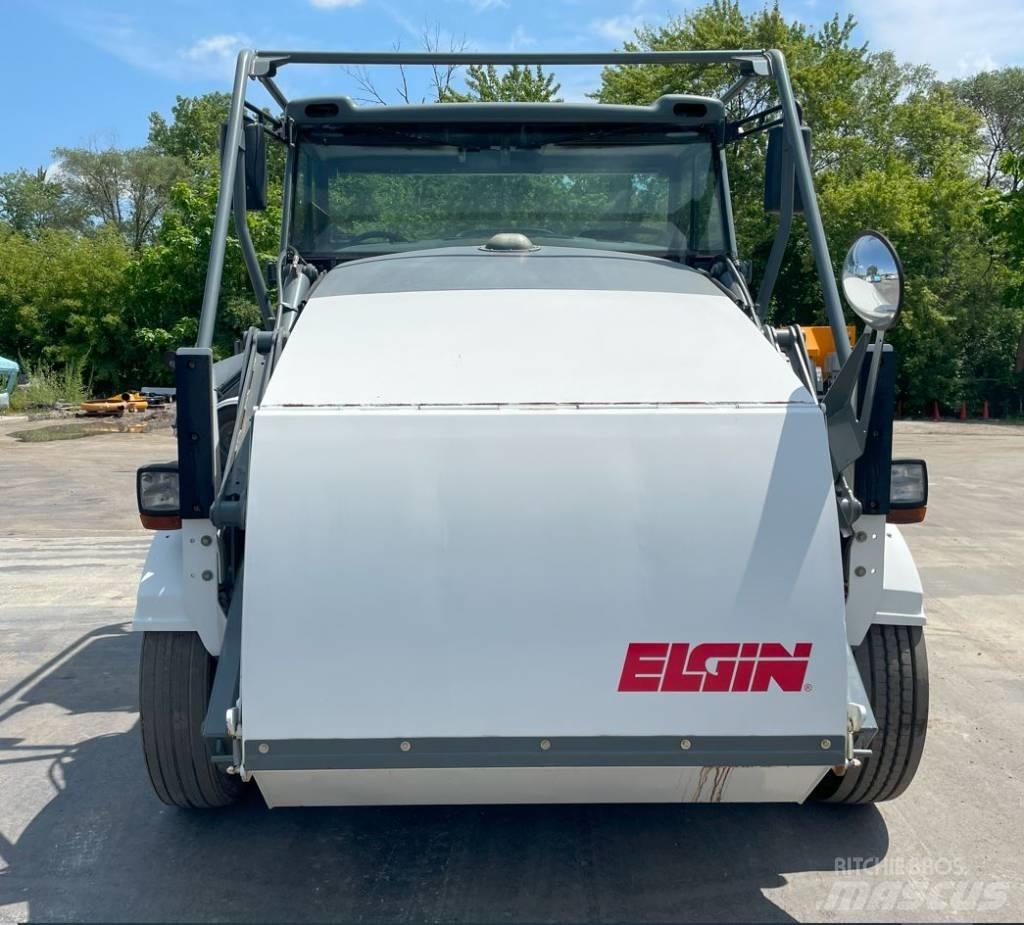 Elgin Pelican NP Camion balayeur