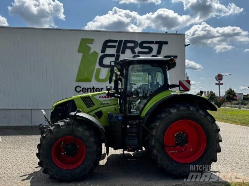 CLAAS AXION 830 Tracteur