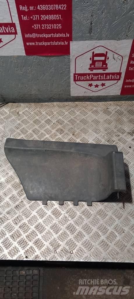 Scania 94 D.   1390074 Cabines