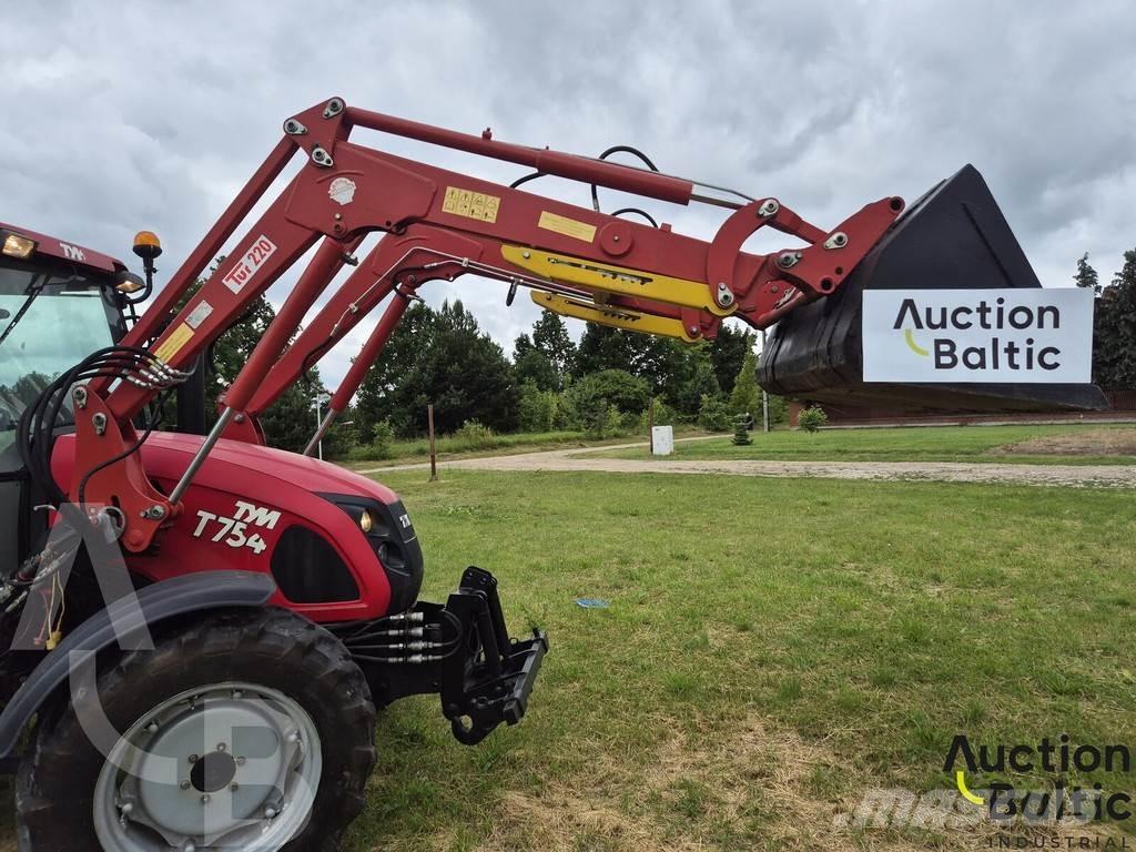 TYM 754 Tracteur