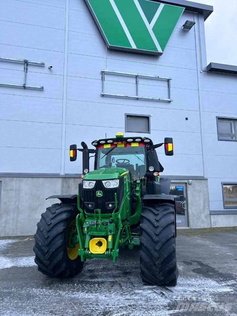 John Deere 6250 R Tracteur