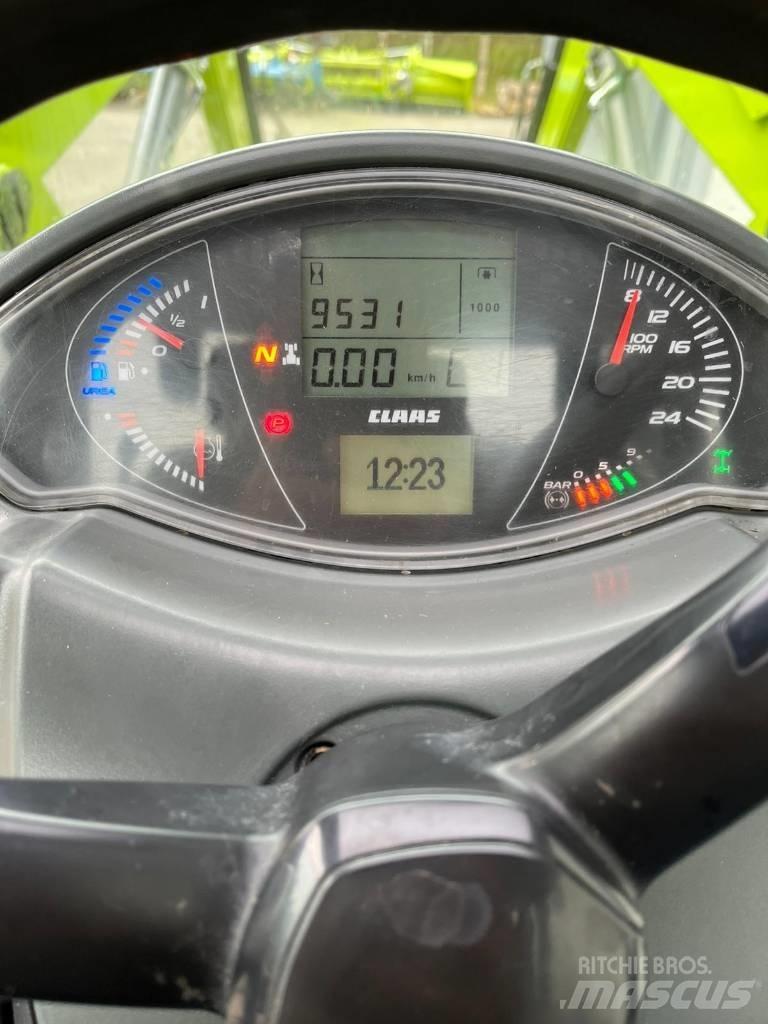 CLAAS Arion 420 CIS Tracteur