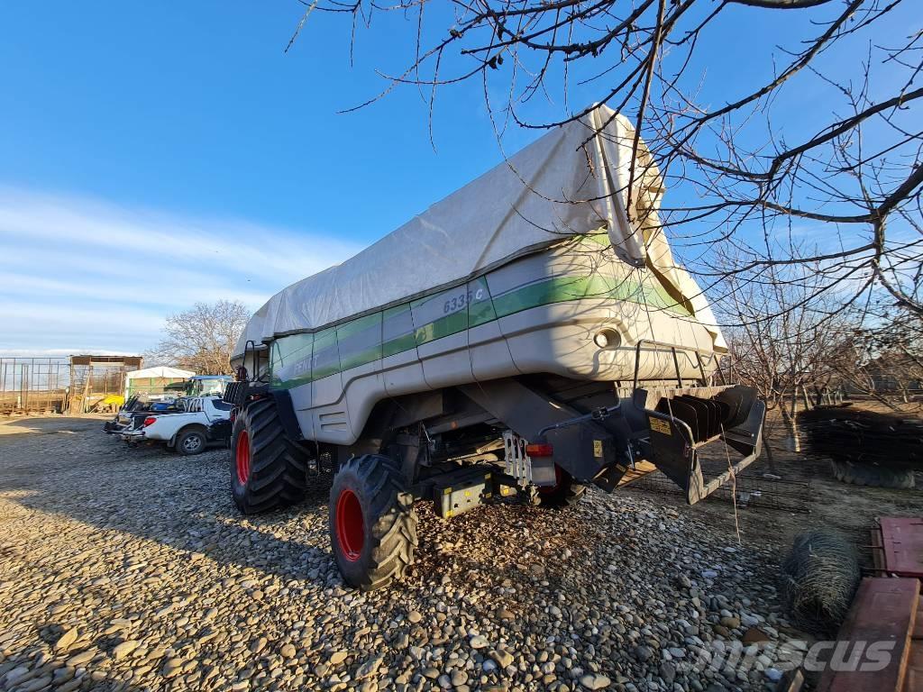 Fendt 6335 C Moissonneuse batteuse
