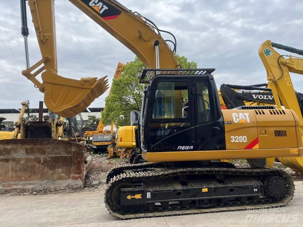 CAT 320 D Pelle sur chenilles