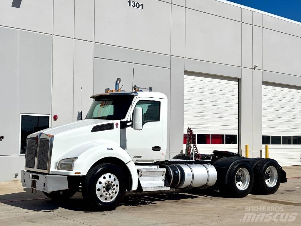 Kenworth T 880 Tracteur routier