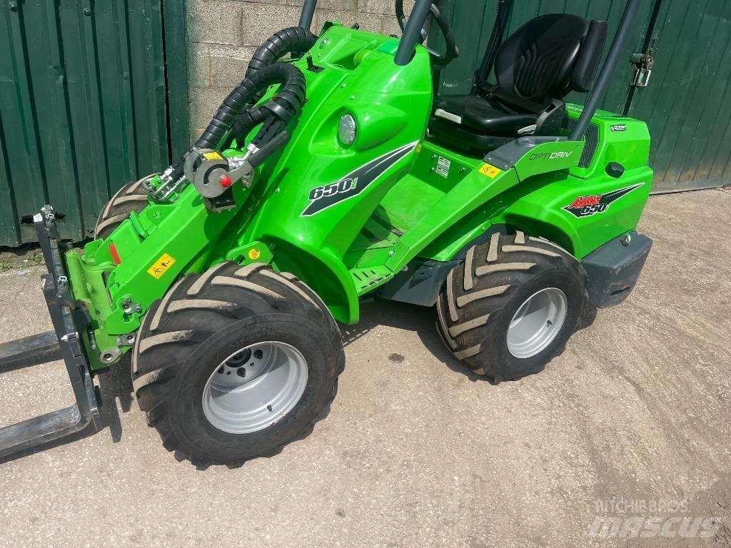 Avant 650 i Chargeuse sur pneus