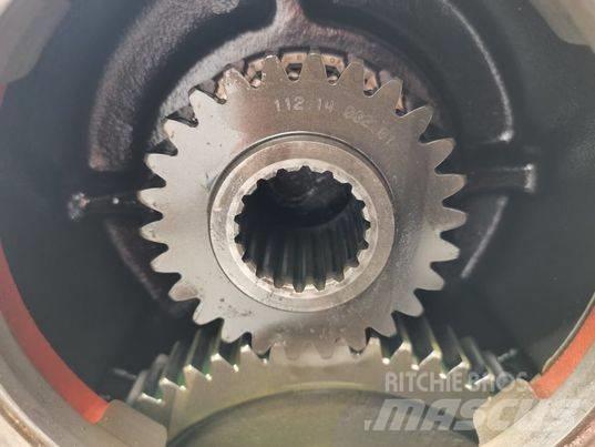Komatsu WA 90 axle Essieux