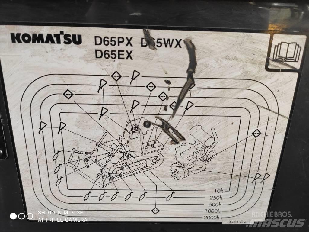 Komatsu D65PX-16 Bouteurs sur chenilles