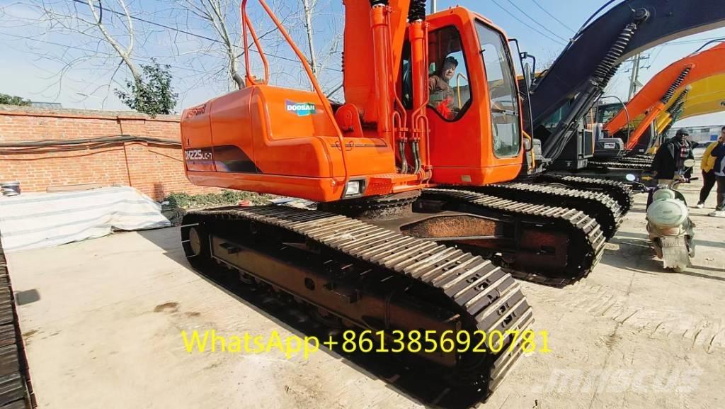 Doosan DH 225 LC-7 Pelle sur chenilles