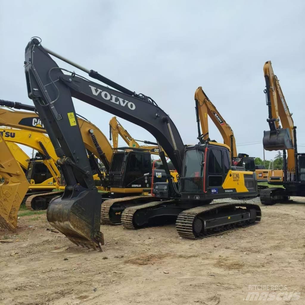 Volvo EC 240 Pelle sur chenilles