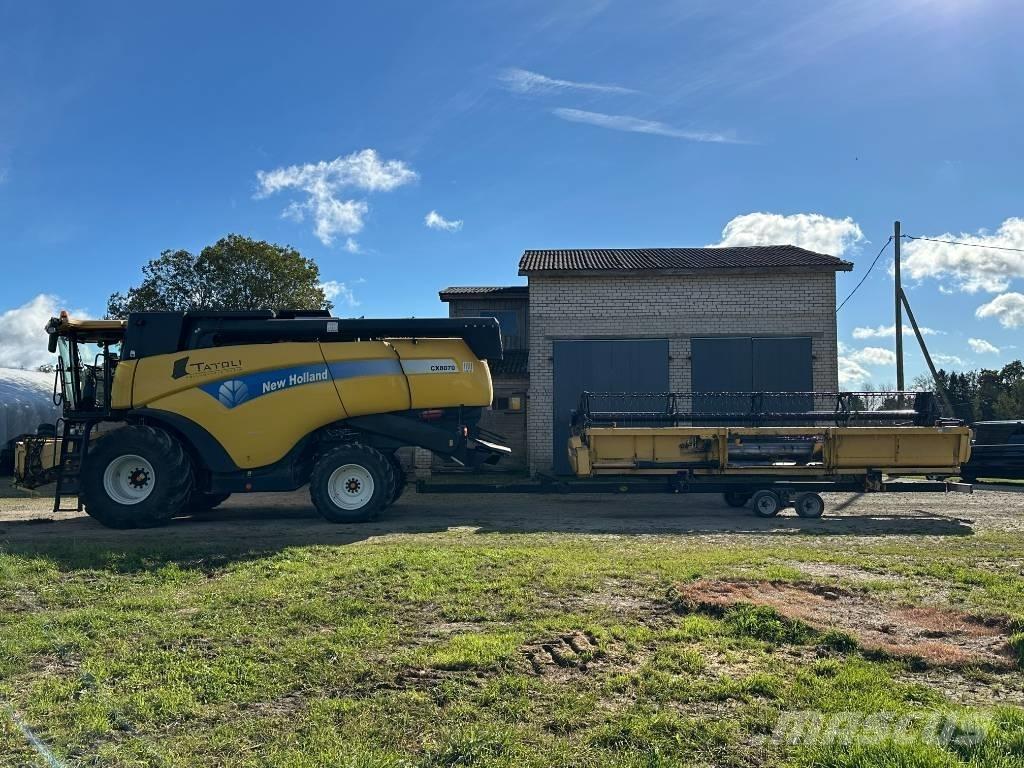 New Holland CX 8070 Moissonneuse batteuse