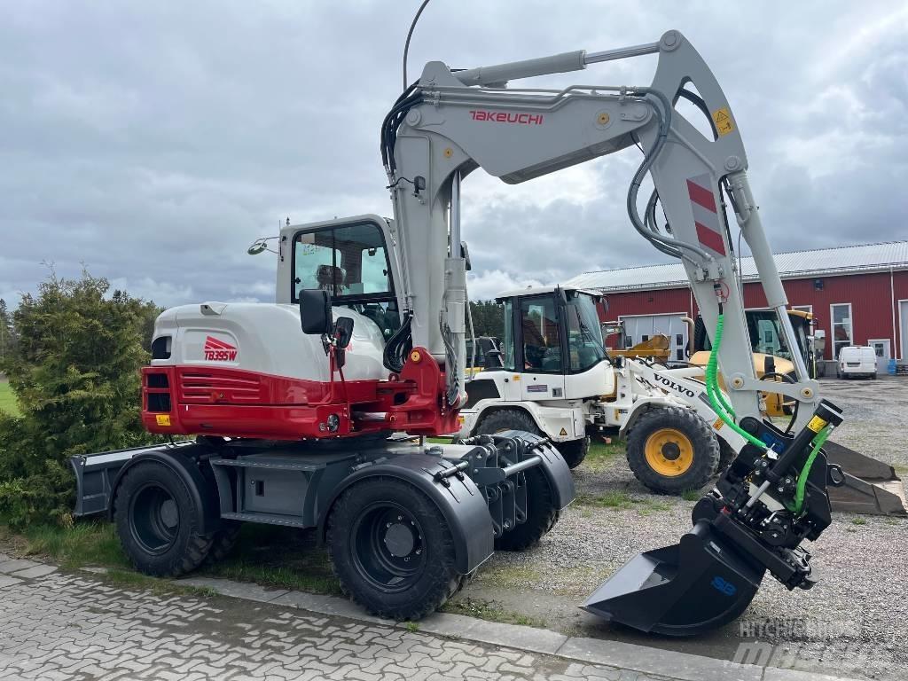 Takeuchi TB 395 W Pelle sur pneus