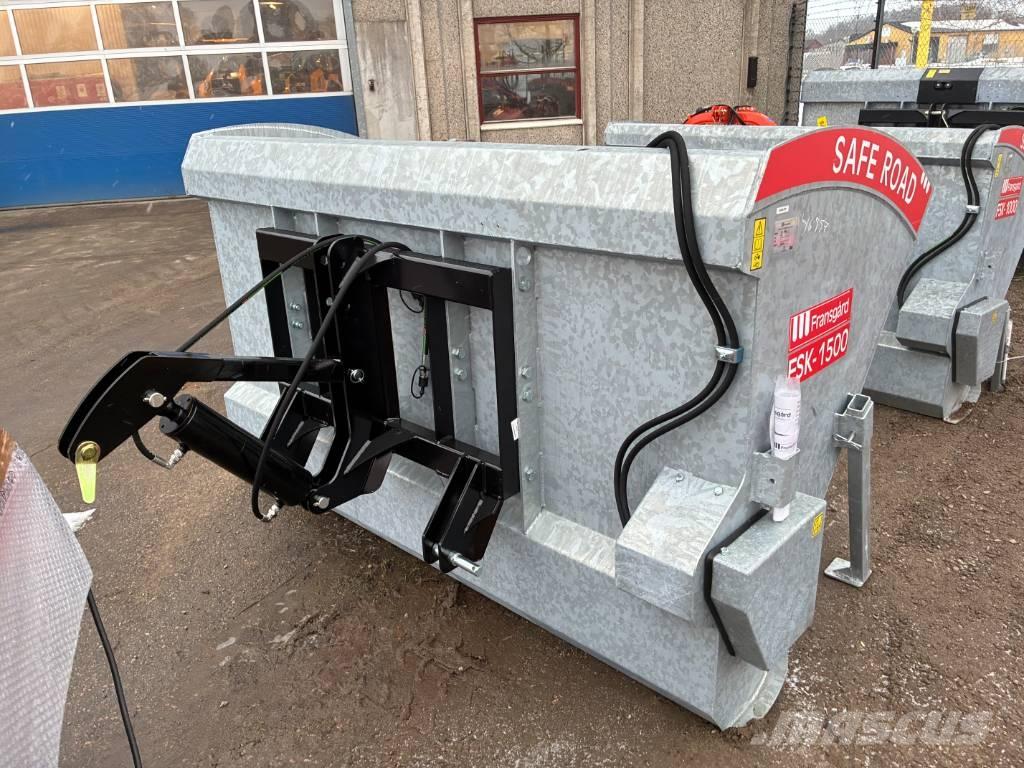 Fransgård FSK-1500 Sableuse et saleuse