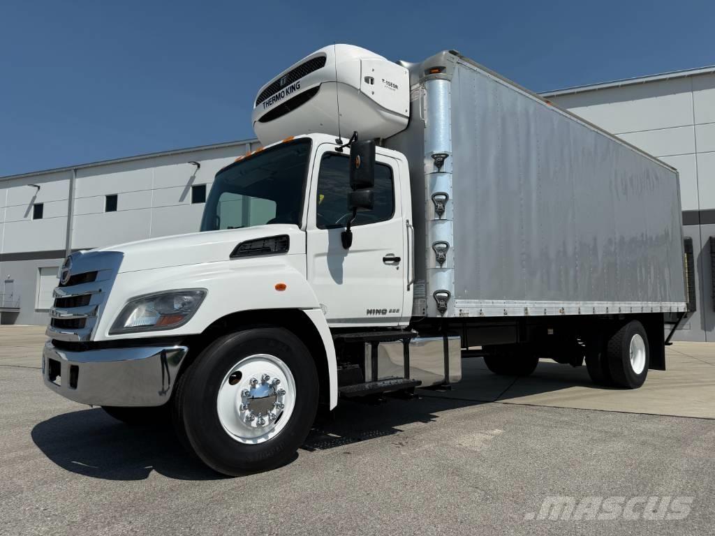 Hino 338 Camion frigorifique