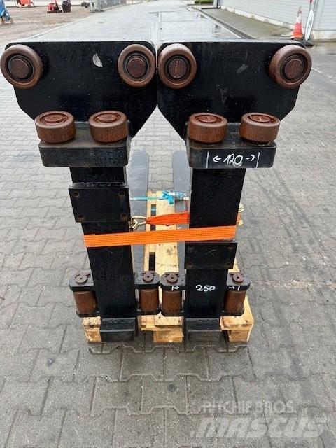 Kalmar 12 TON FORKS Fourche