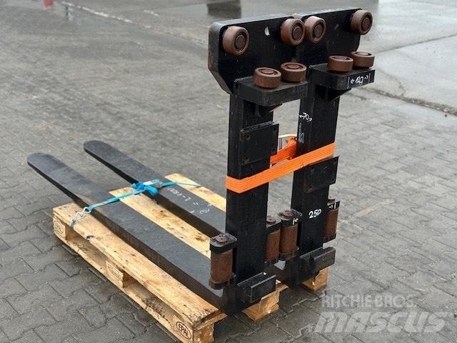 Kalmar 12 TON FORKS Fourche