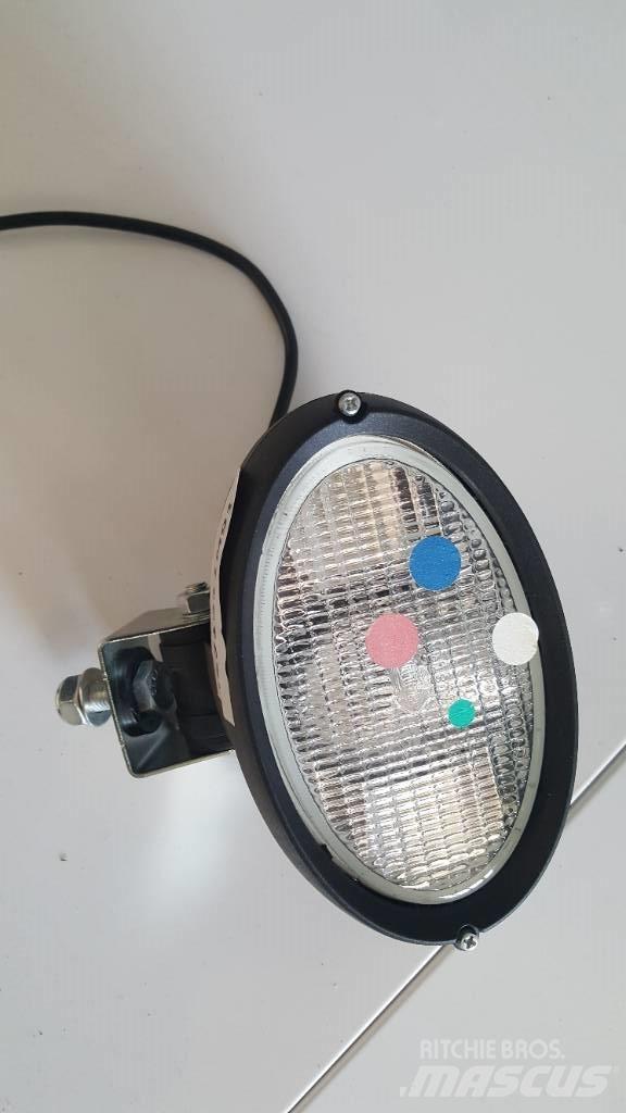  arbetsbelysning Autres équipements pour tracteur