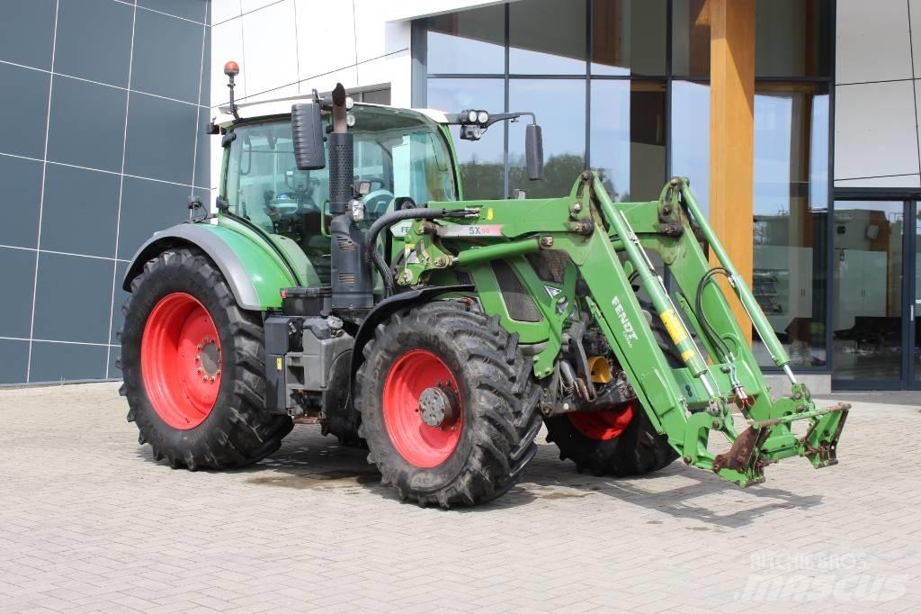 Fendt 724 S4 Tracteur