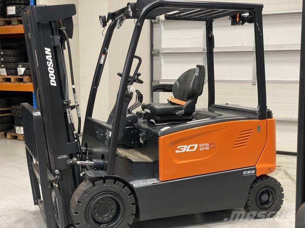 Doosan B30X-7 Chariots élévateurs électriques