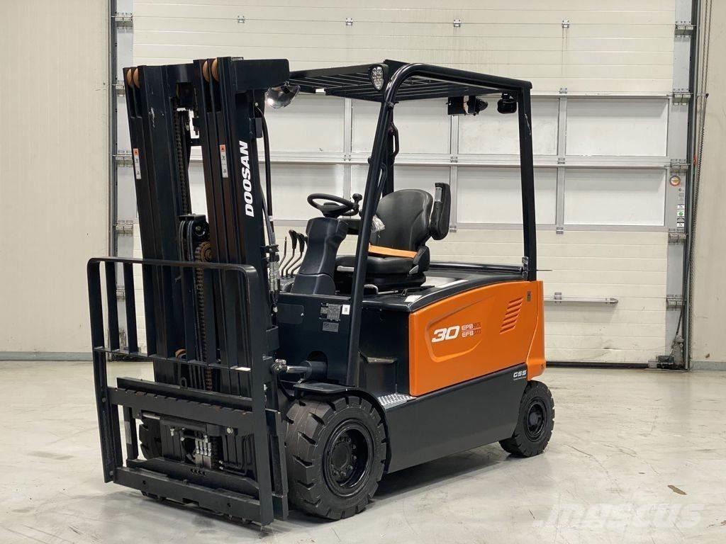 Doosan B30X-7 Chariots élévateurs électriques