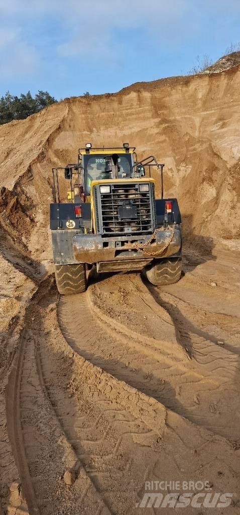 Komatsu WA 470-6LC Chargeuse sur pneus