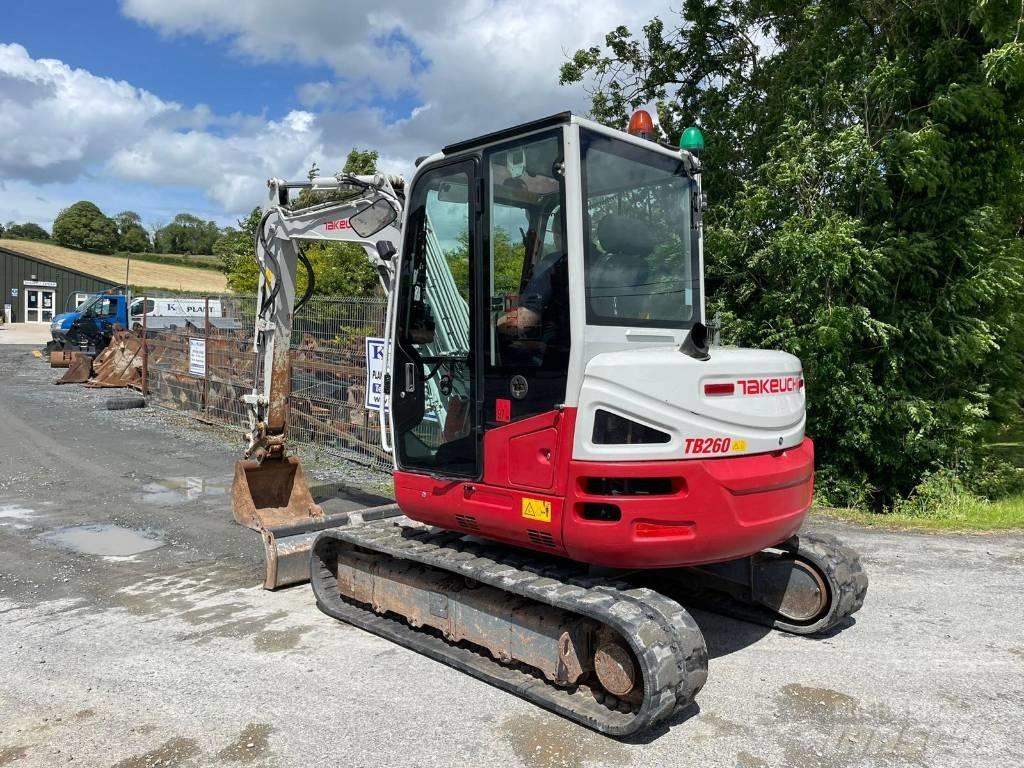Takeuchi TB 260 Mini pelle < 7t