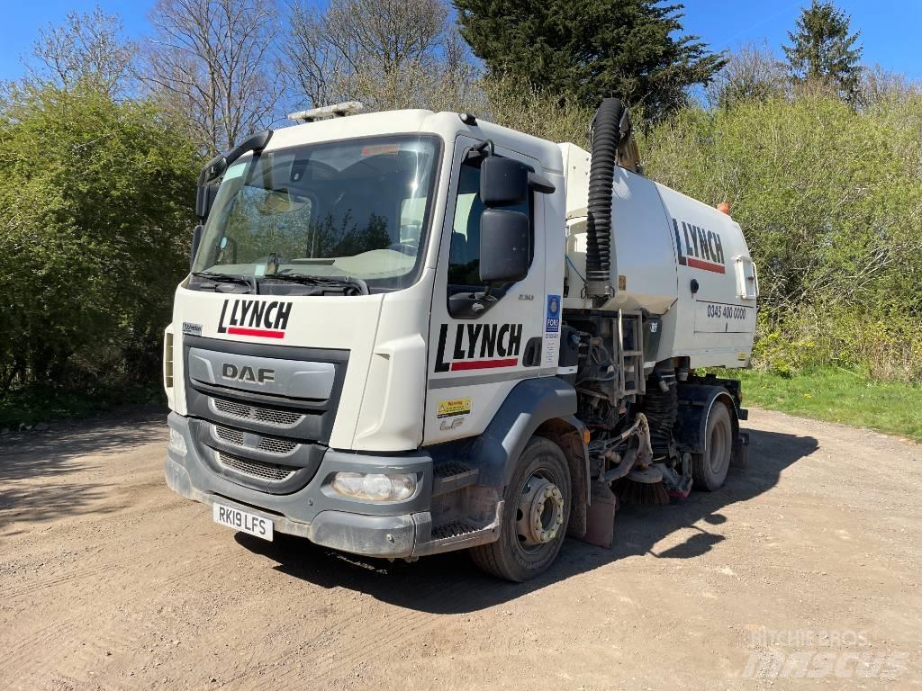 DAF LF 230 Balayeuse / Autolaveuse