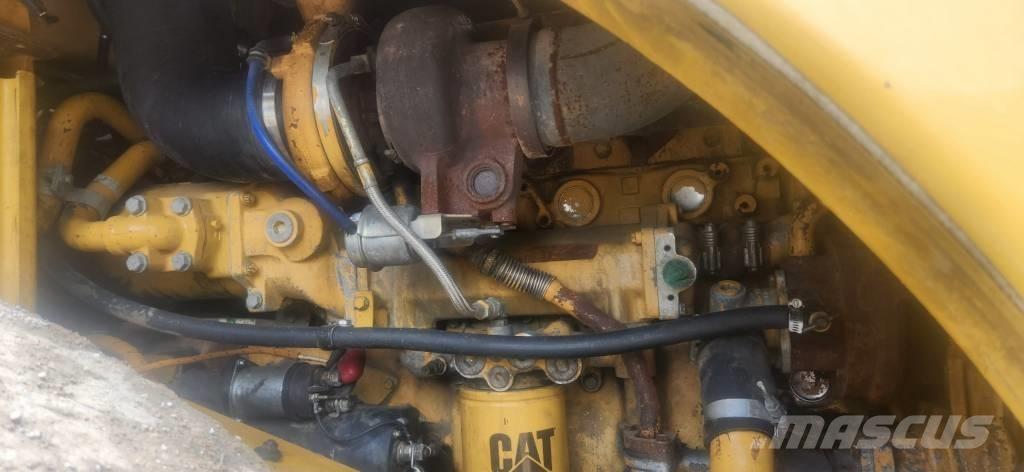 CAT 972 H Chargeuse sur pneus