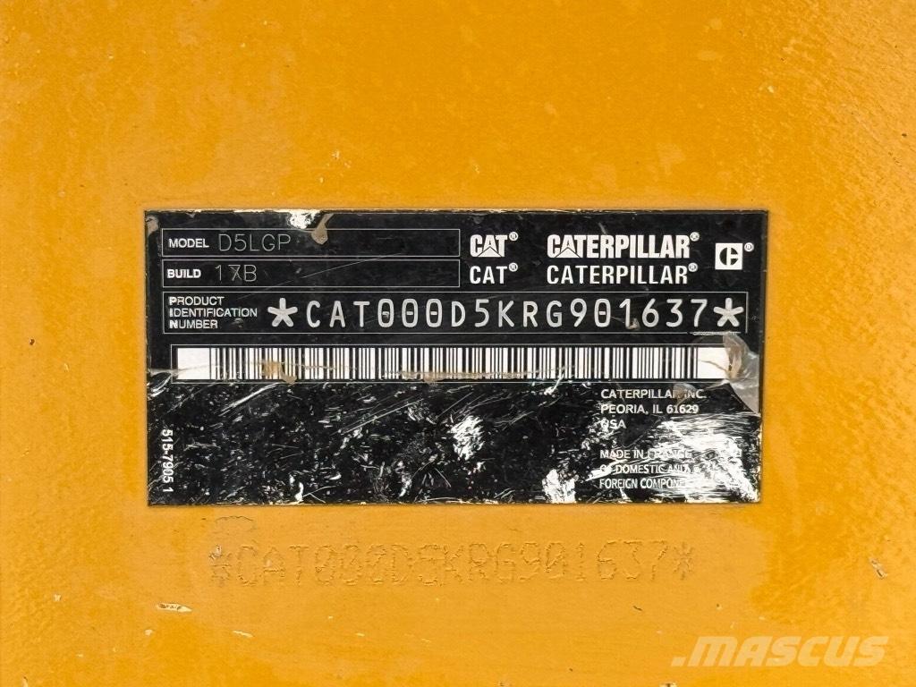 CAT D 5 LGP Bouteurs sur chenilles