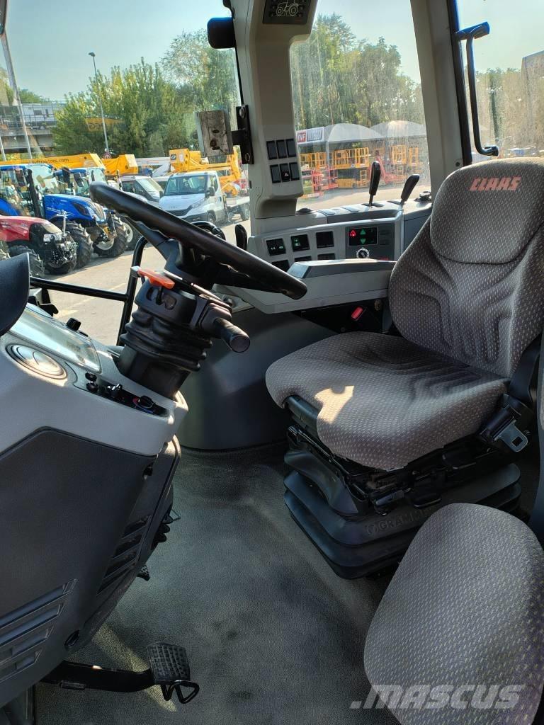 CLAAS Arion 640 Tracteur