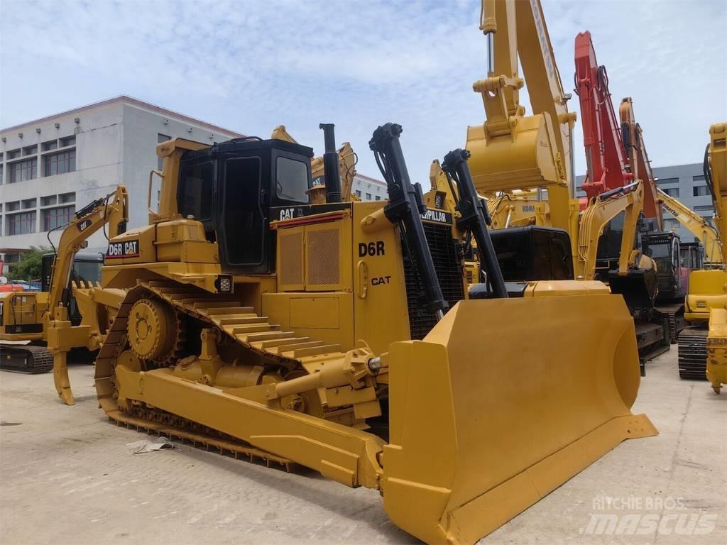 CAT D 6 R Bouteurs sur chenilles