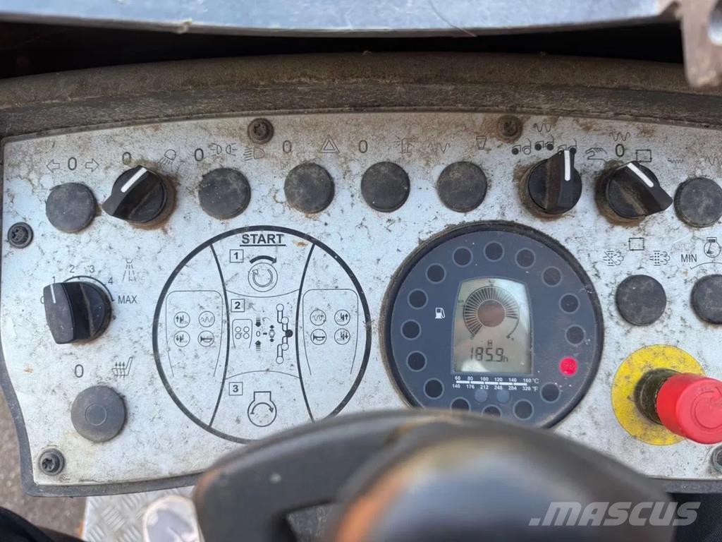 Bomag 120 AD-5 Rouleaux tandem