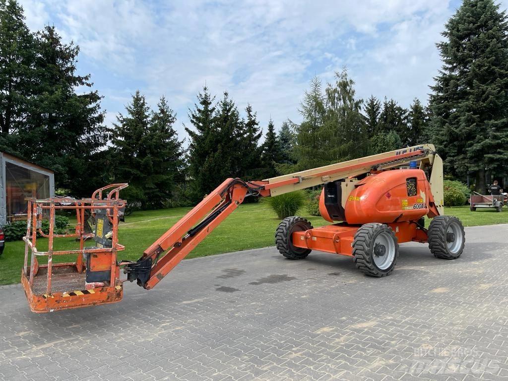 JLG 600 AJ Nacelles articulées