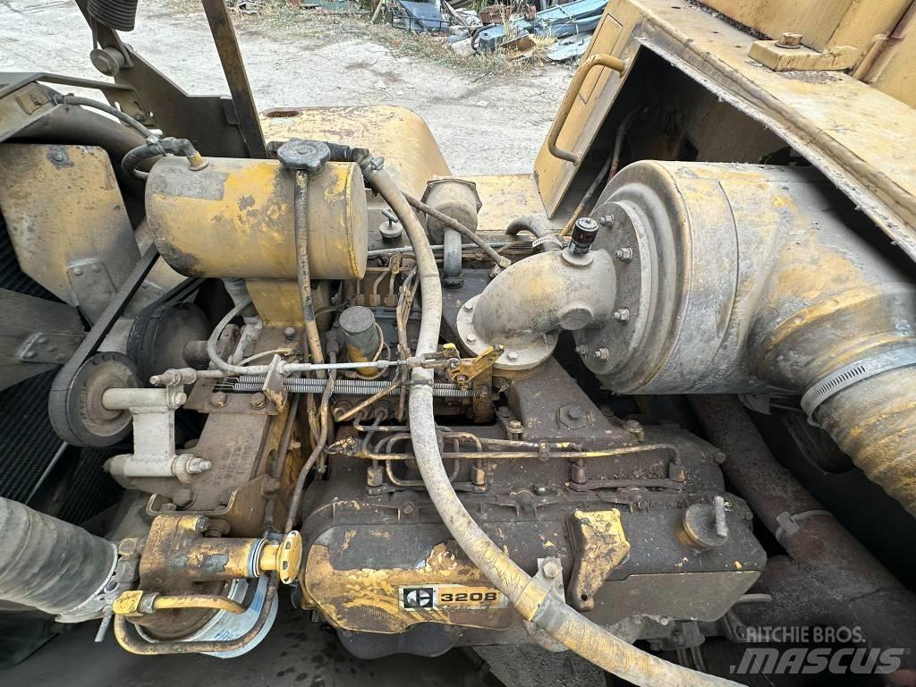 CAT V 180 B Chariots diesel