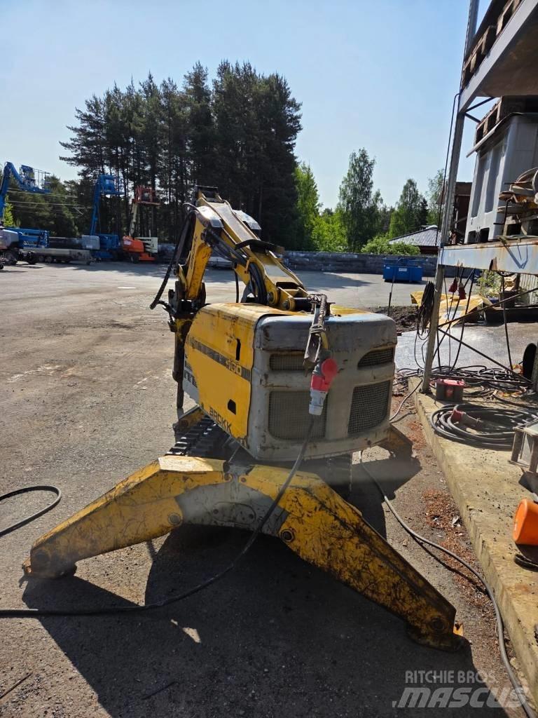 Brokk 160 Pelle de démolition