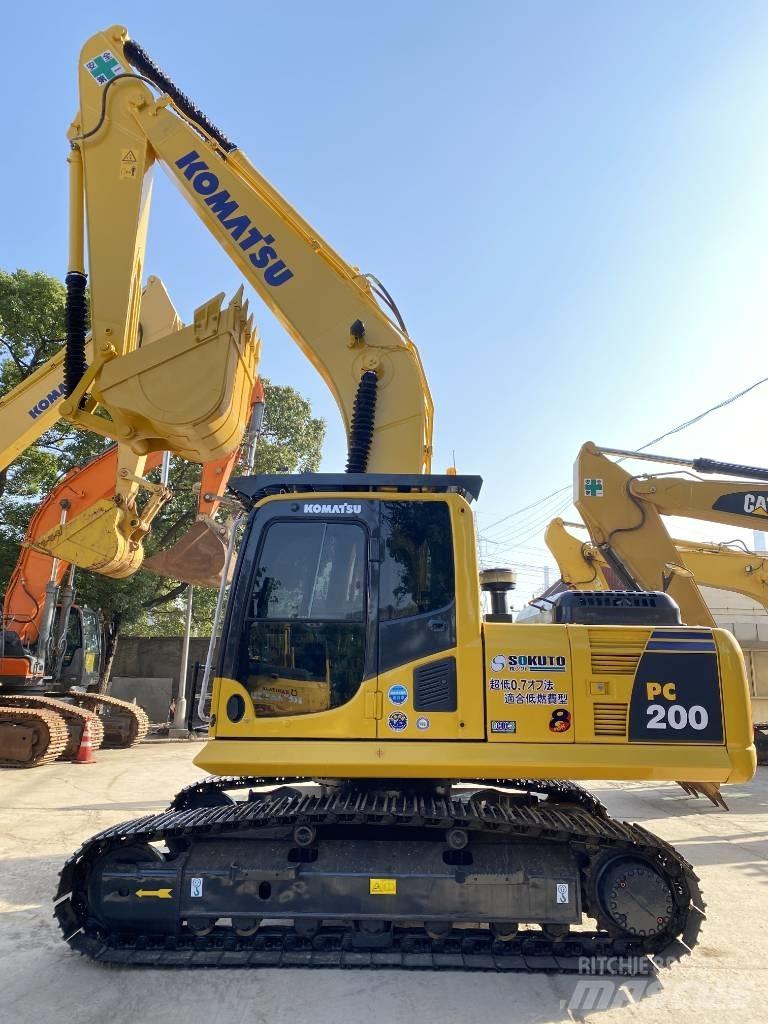 Komatsu PC200 Pelle sur chenilles