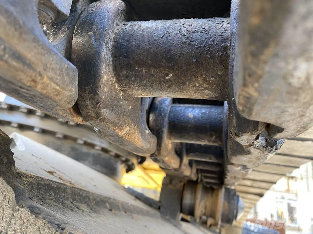 Komatsu PC200 Pelle sur chenilles