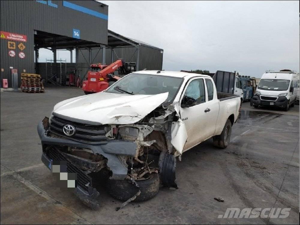 Toyota Hilux 5 Utilitaire benne