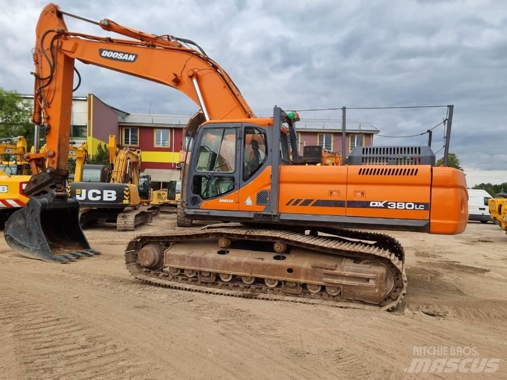 Doosan DX 380 LC Pelle sur chenilles