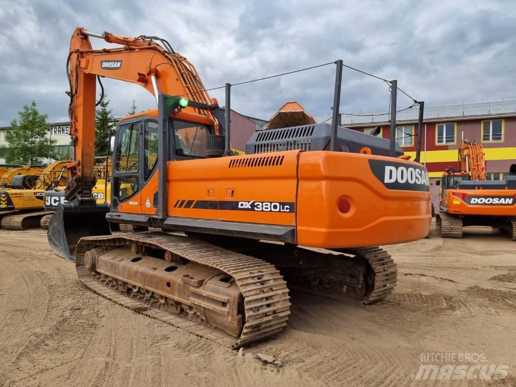 Doosan DX 380 LC Pelle sur chenilles