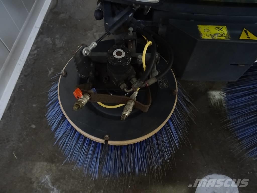 Dulevo 200 Quattro Balayeuse / Autolaveuse