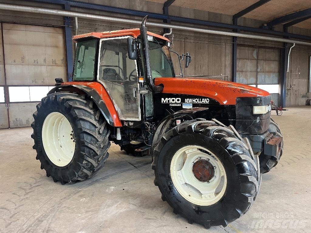 New Holland M 100 DT Tracteur