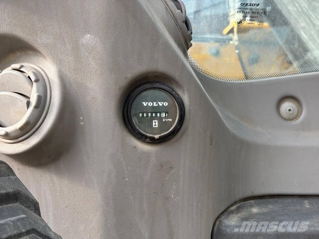 Volvo ECR 235 EL Pelle sur chenilles