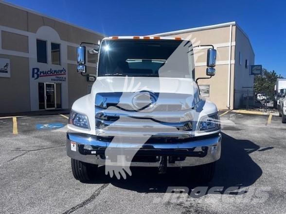 Hino L7 Motrici cisterna