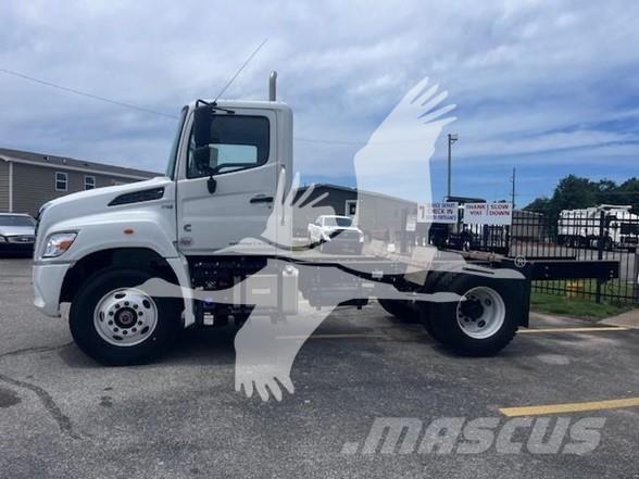 Hino XL7 Tracteur routier