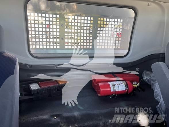 Isuzu FTR Châssis cabine