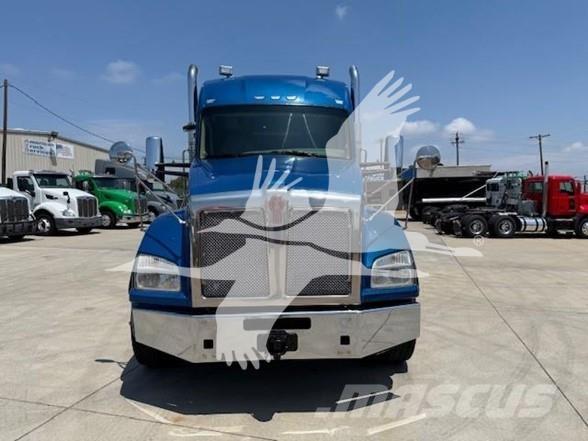 Kenworth T880 Tracteur routier